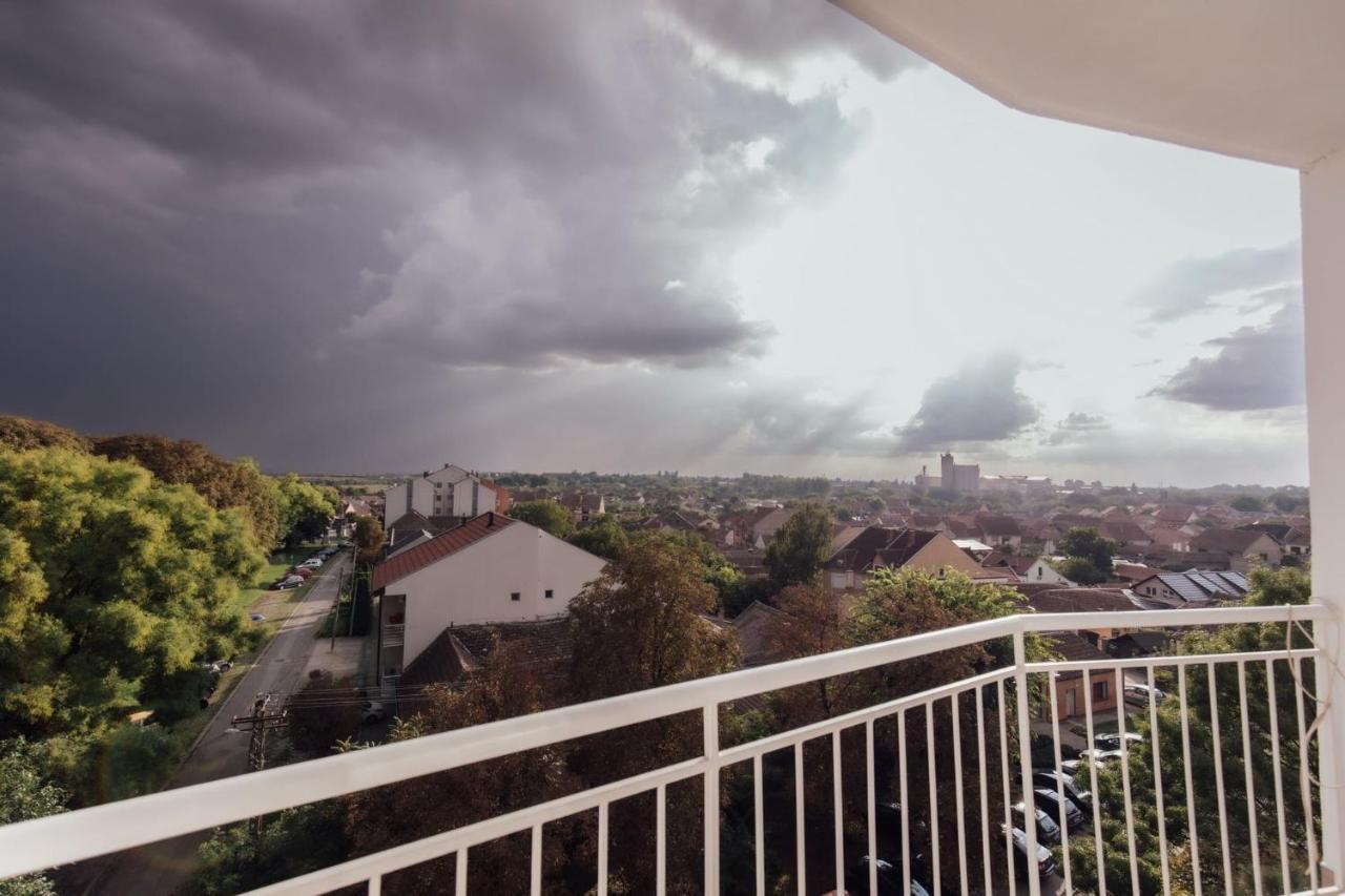 La Casa M Appartement Vrsac Buitenkant foto